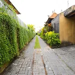 Transera Kirana Villas Seminyak
