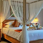 Sarayu Villa