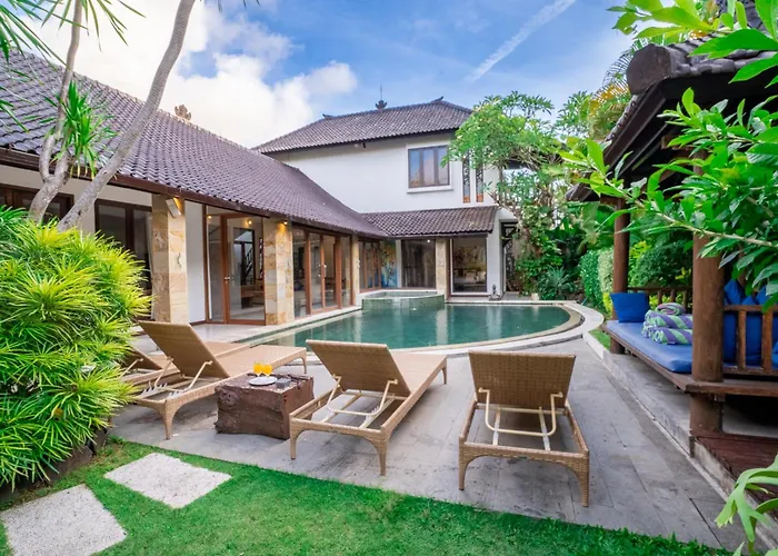 Enclose Living 5Br Villa Center Of Seminyak Near Beach