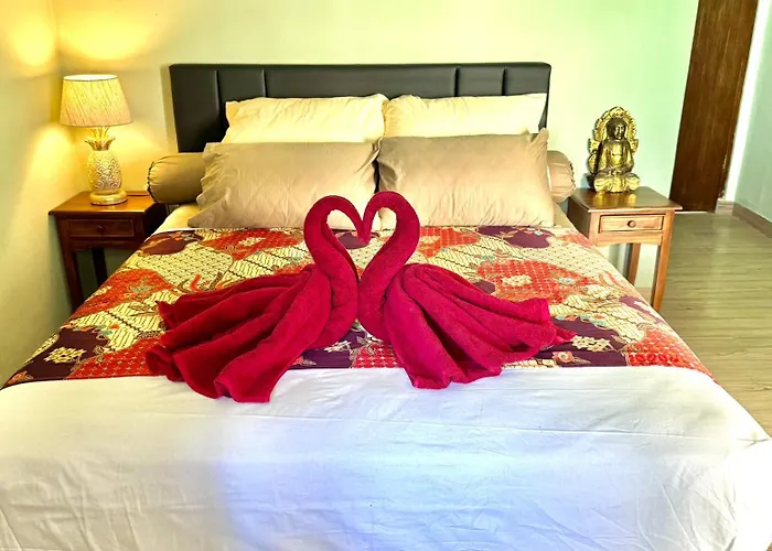 Ellenbrook Rooms 17 By Mulia Cottage