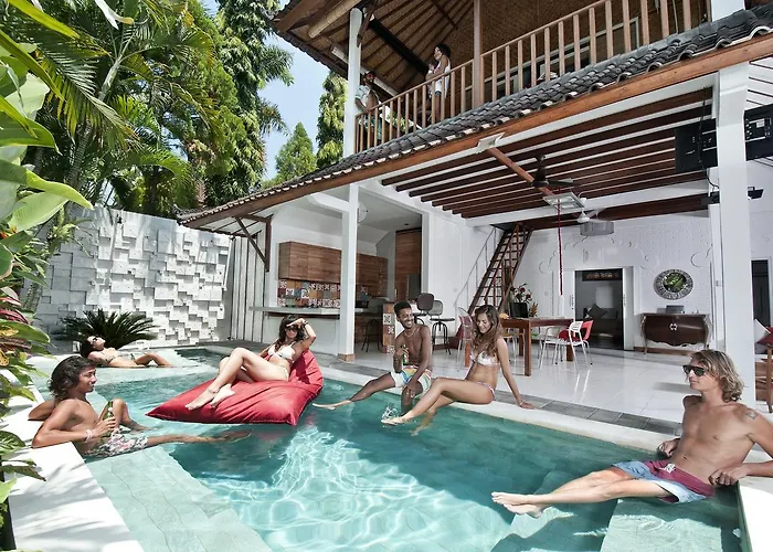 3Br Villa Hari - Minggu Villas Seminyak