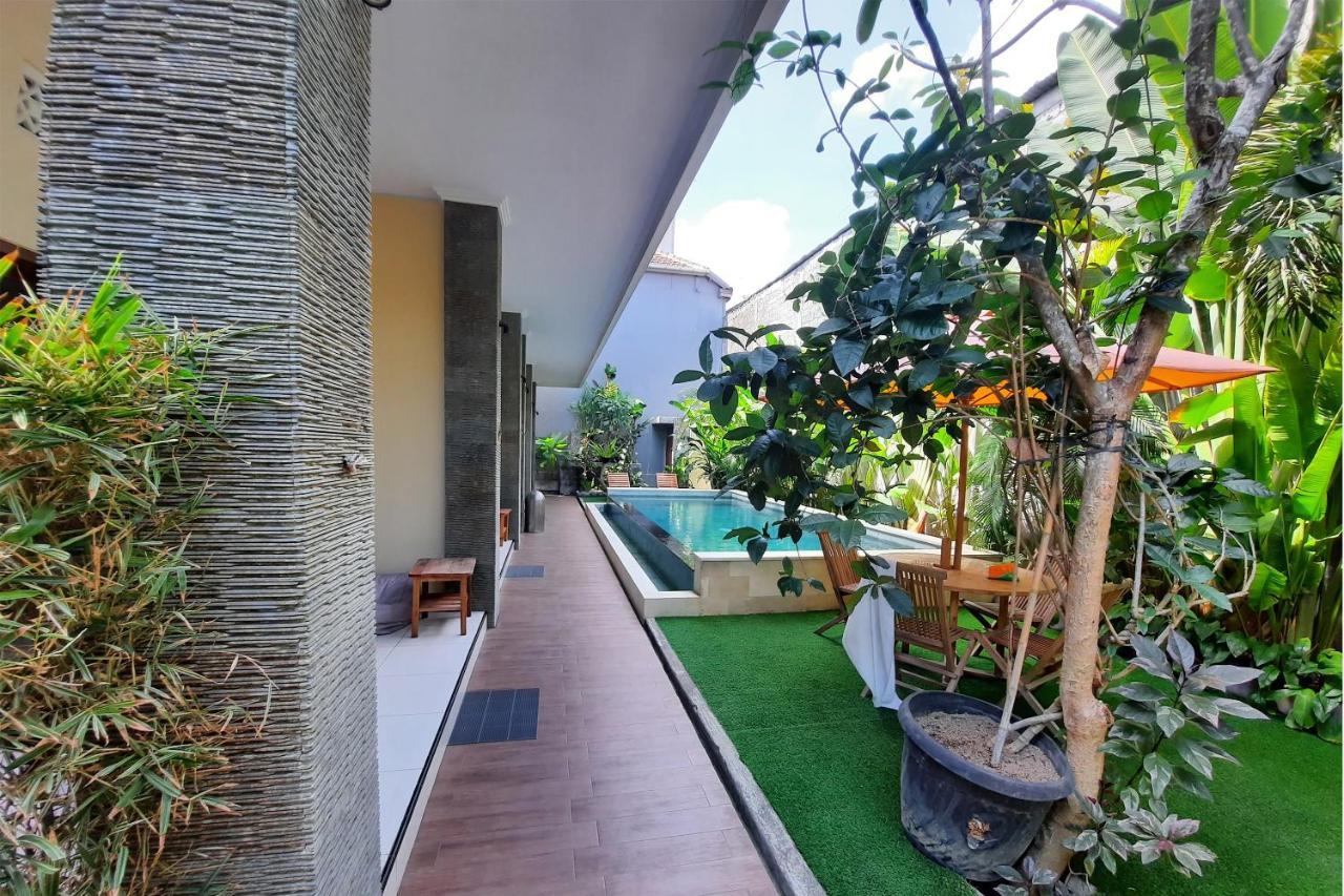 Oyo 3901 Kubu Kenak Hotel 2*