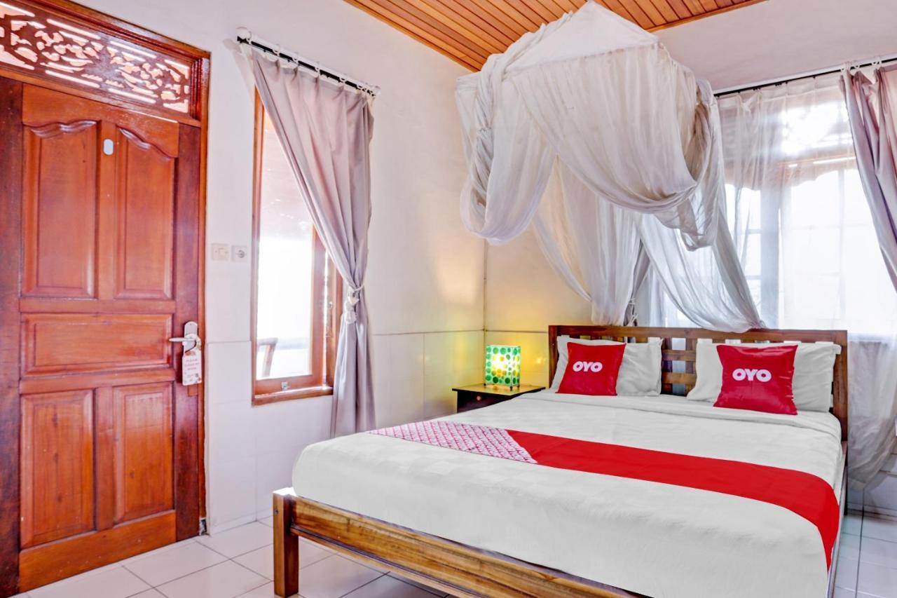 Hotel Oyo 90532 Verra 2*