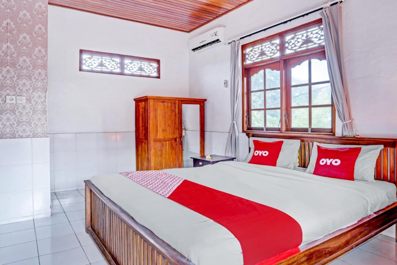 Oyo 90532 Verra Seminyak (Bali)