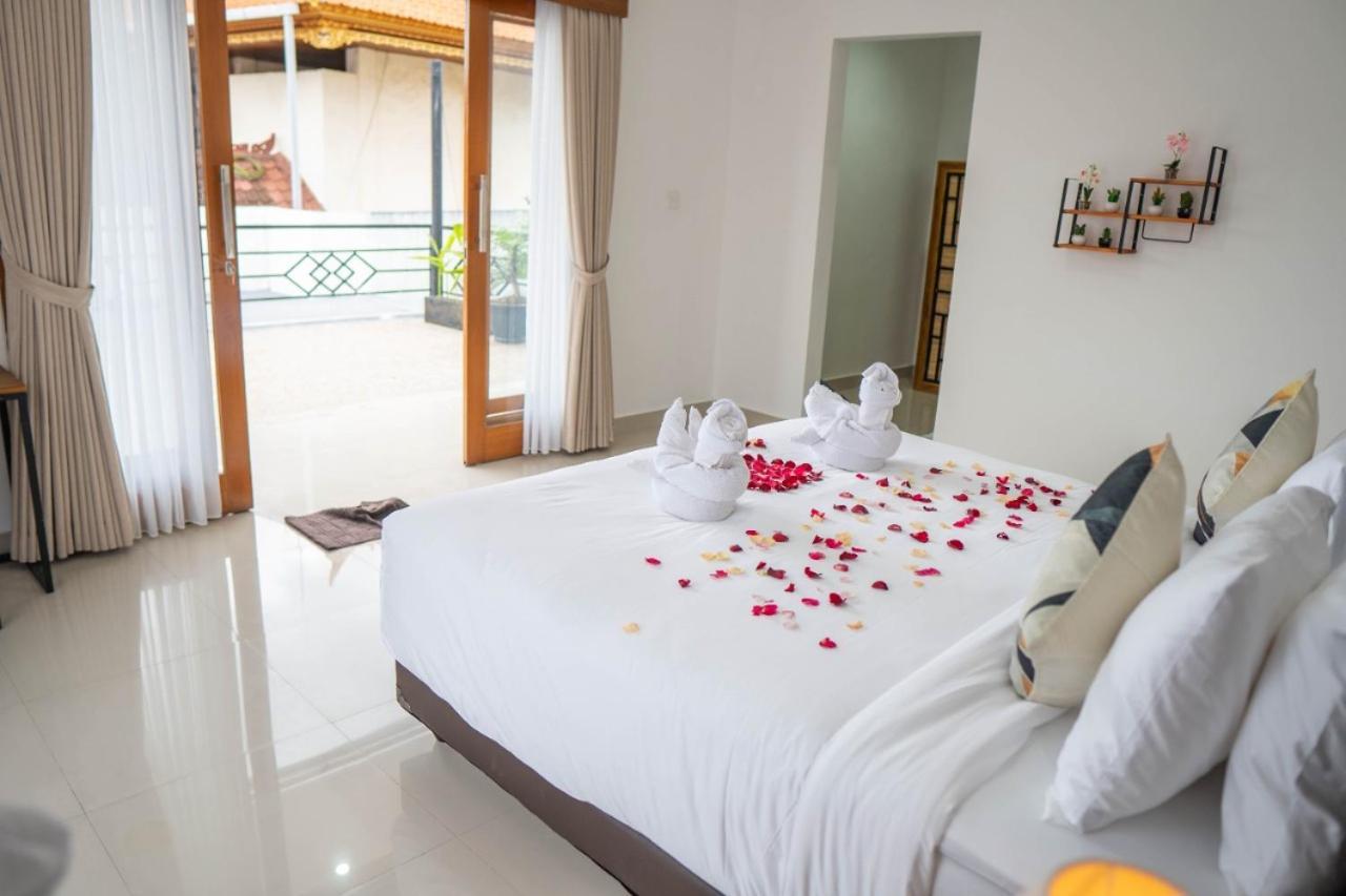 Akmali Basangkasa- 2 Bedrooms Seminyak (Bali)