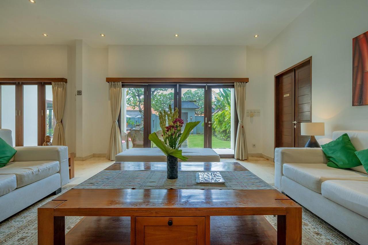 Biệt thự Bali Lotus Seminyak (Bali)