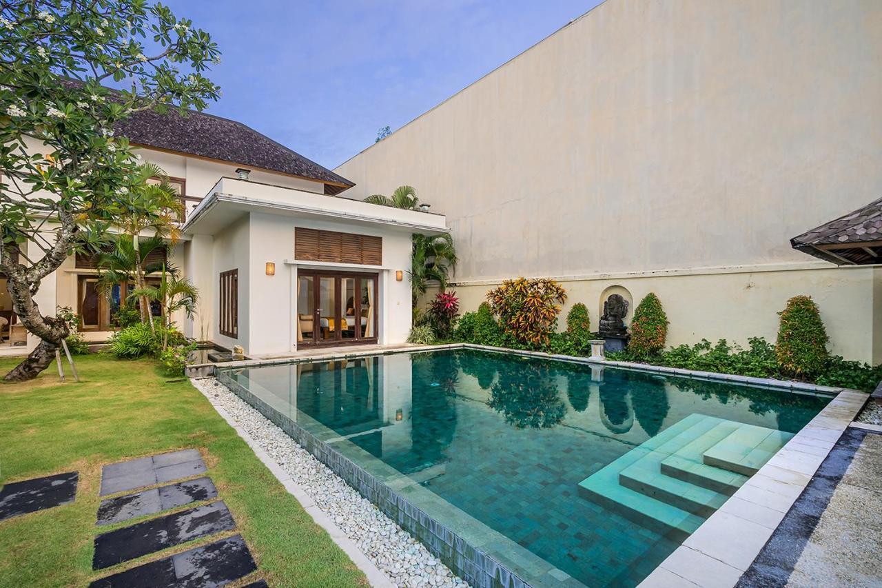 Bali Lotus Biệt thự *