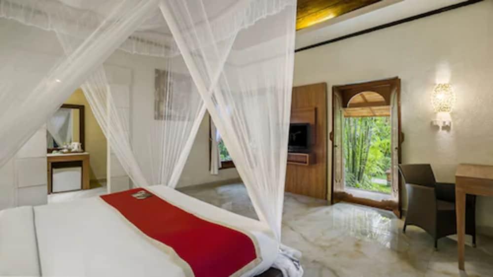 Tonys & - Bali 4*