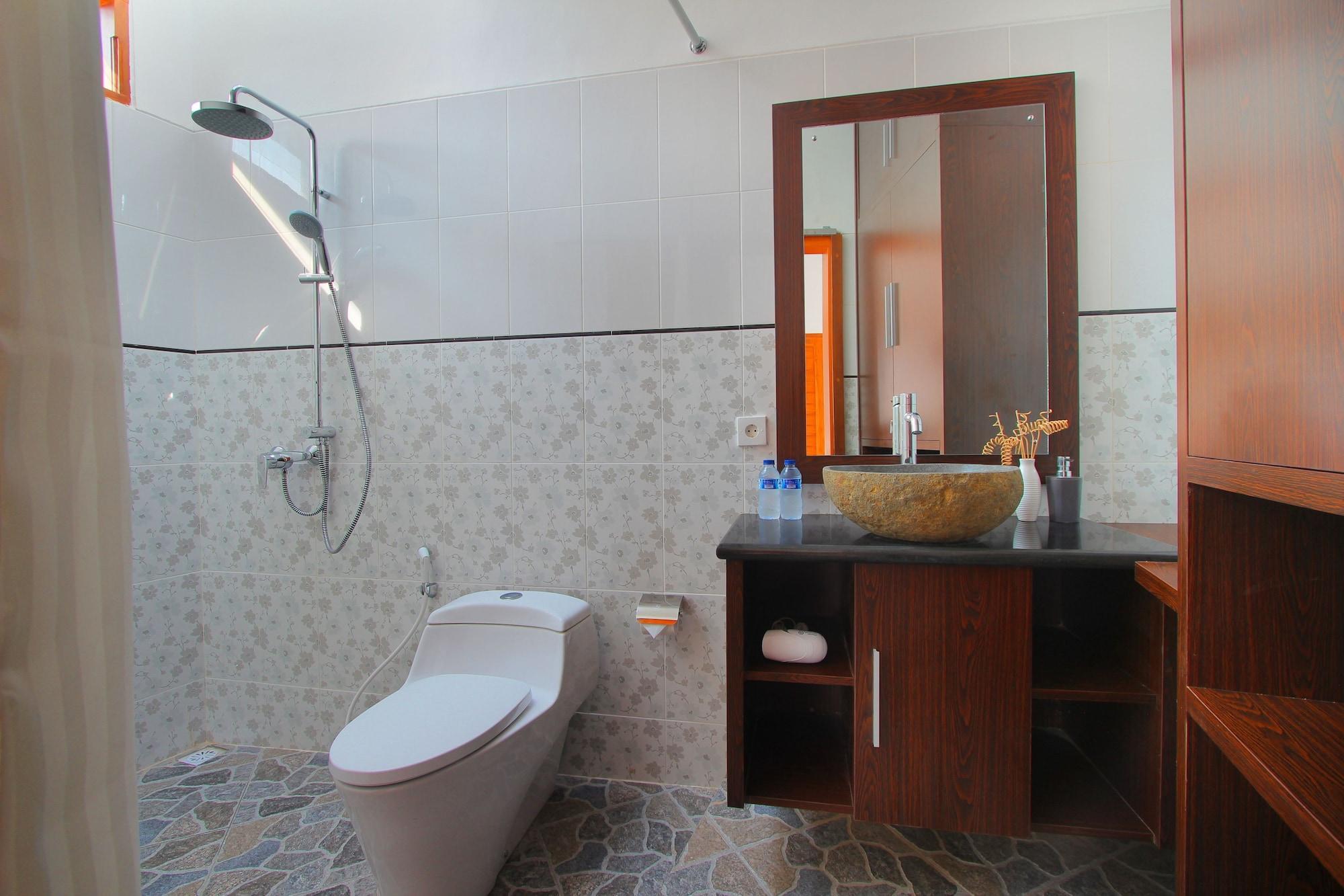 Lotus Tirta Hotel