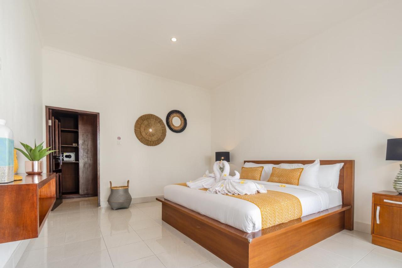 Casa Jinah 1 I Simply Modern Twin Villa