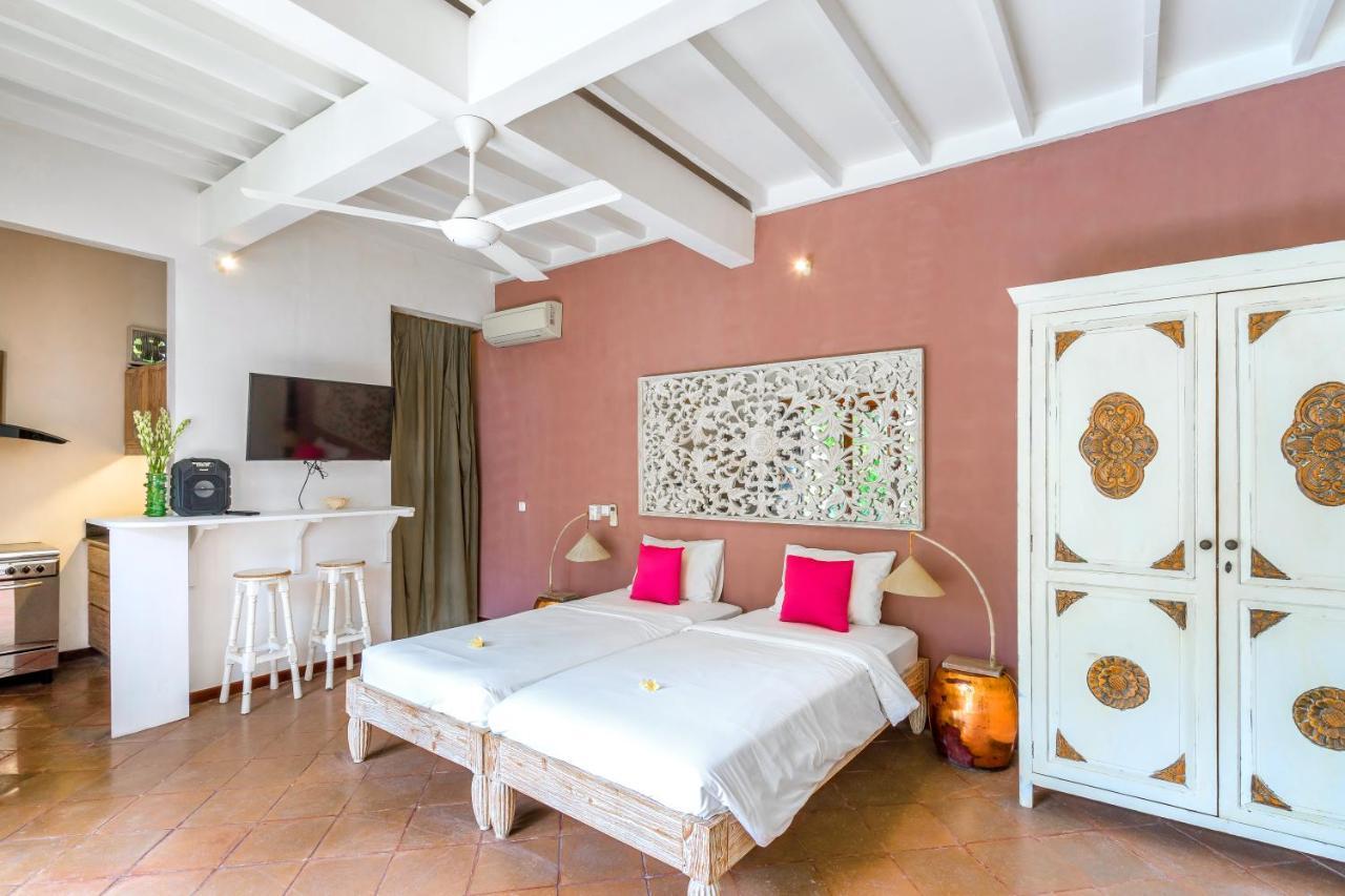 La Oberoi *