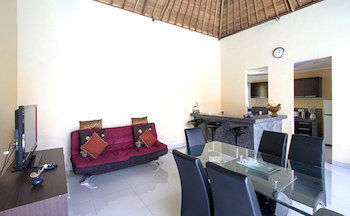 Hotel Lotus Tirta Seminyak