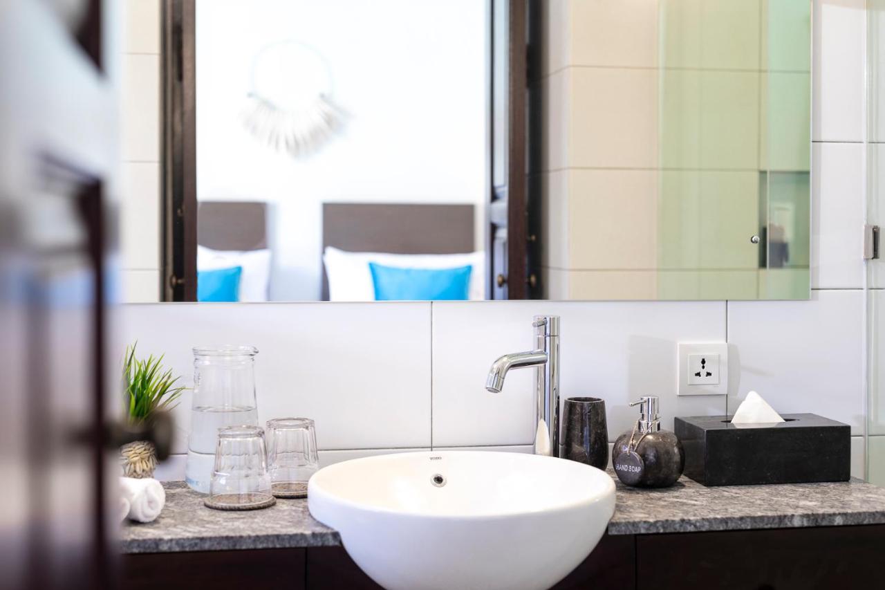 Villa Rua - Stylish Luxury, Tranquil Location In Legian, Walk To *