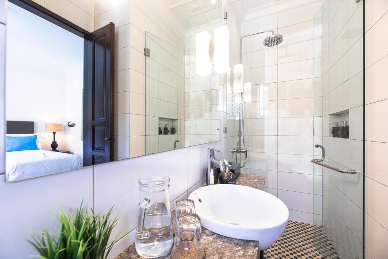 Rua - Stylish Luxury, Tranquil Location In Legian, Walk To *