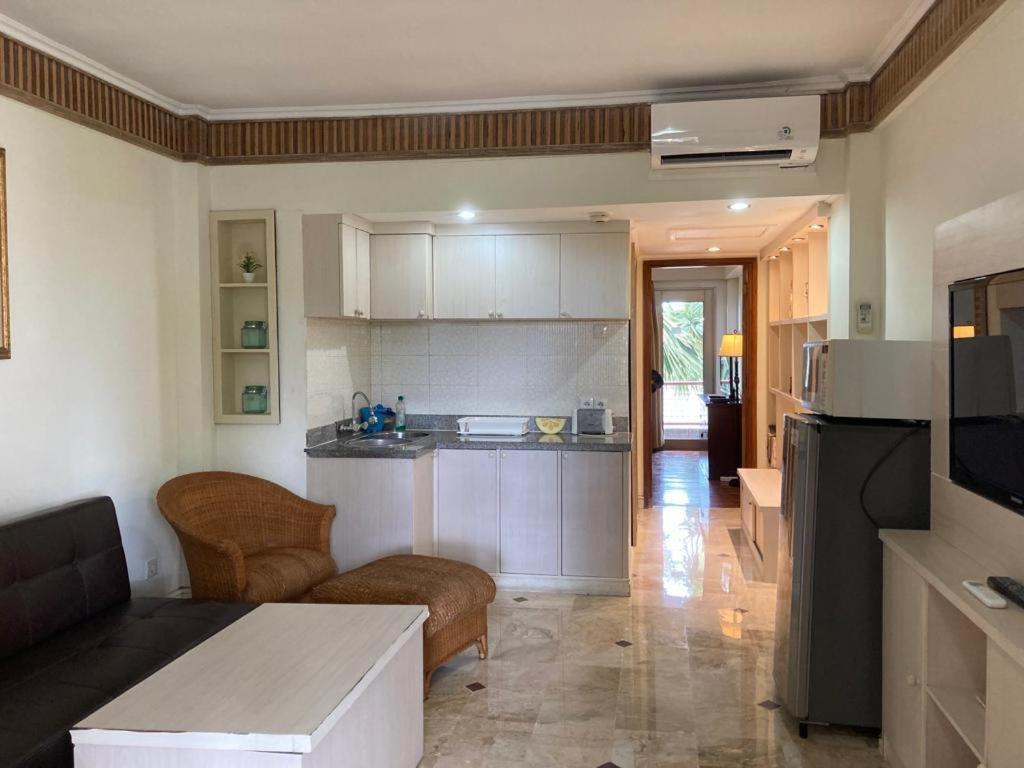 Coastal At Jayakarta Apartment *