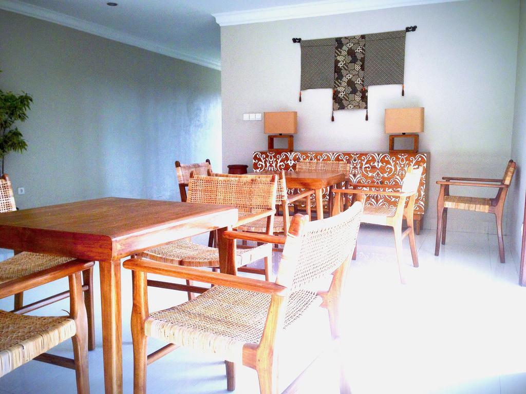Lagoon Hotel Seminyak