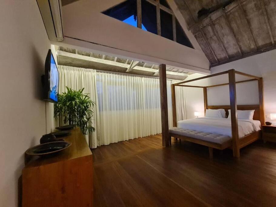 Villa Savvy Villa, A Tranquil Oasis & Walk To The *