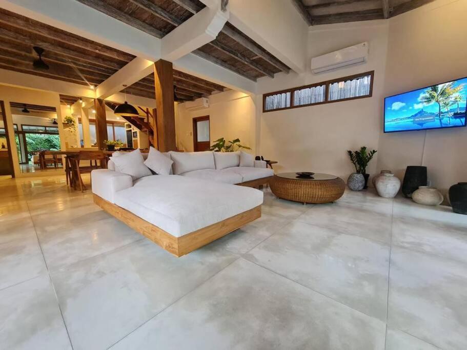 Savvy Villa, A Tranquil Oasis & Walk To The Villa Seminyak (Bali)