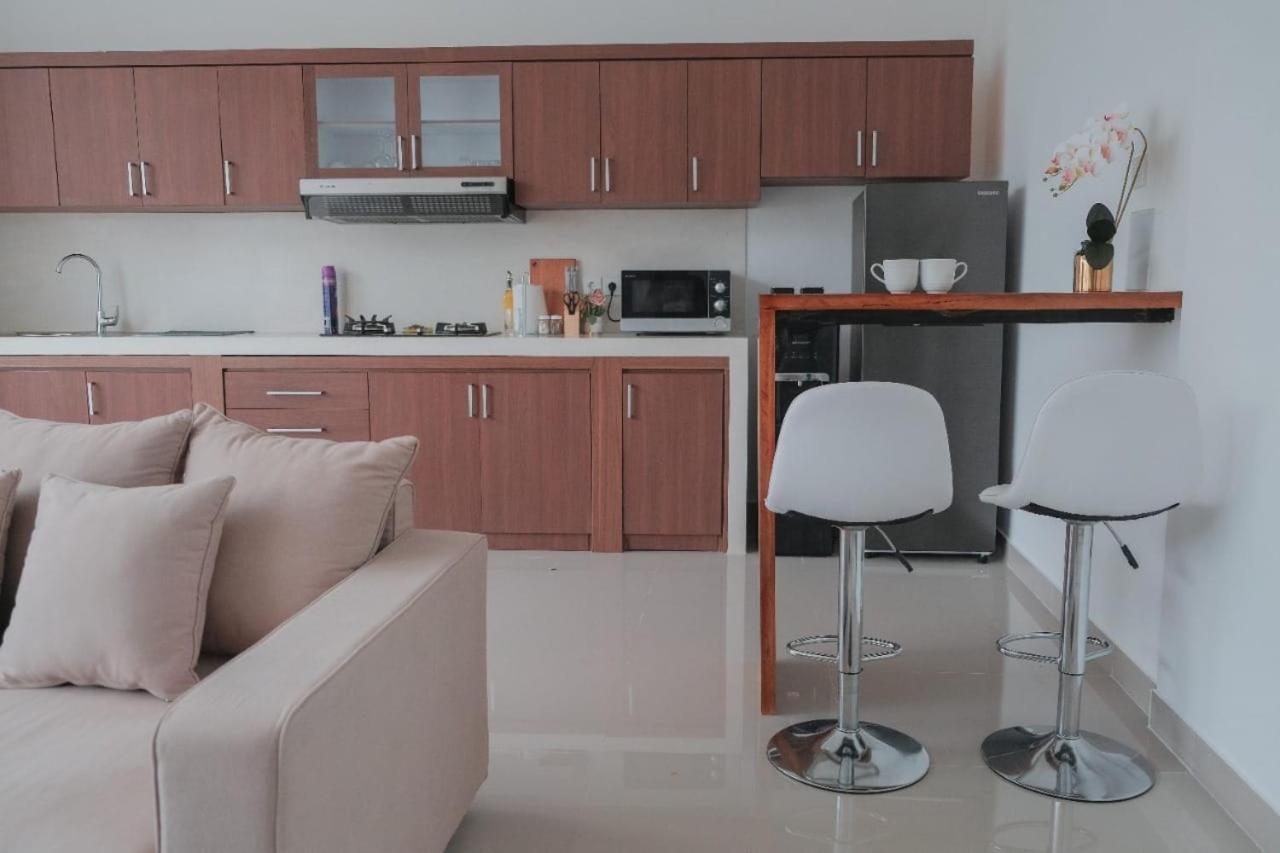 Villa Akmali Basangkasa- 2 Bedrooms *
