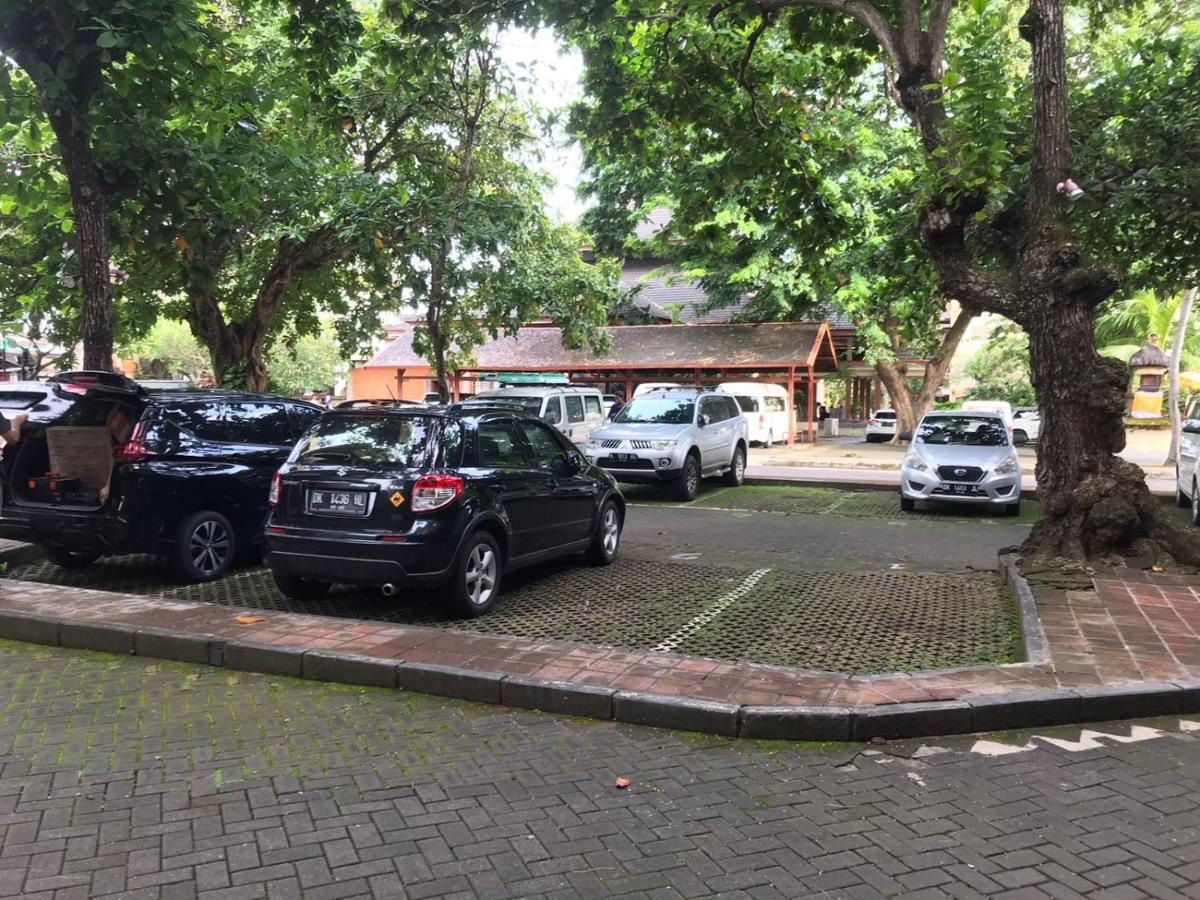 Private Inside Jayakarta