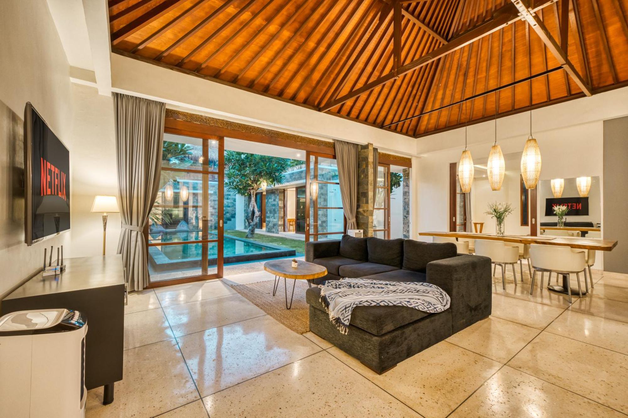 Duadewi 4br In The Heart Of By Santi Management Pousada Seminyak