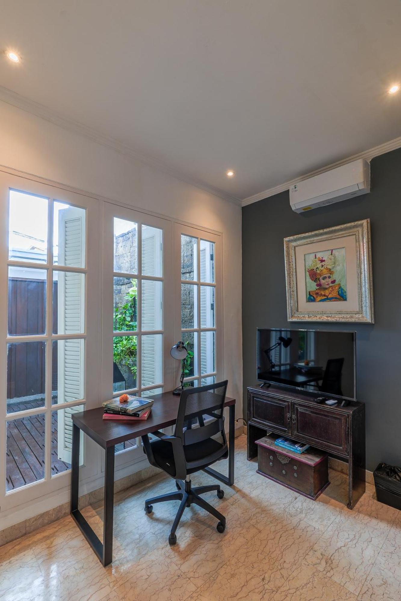 Mosan House - Unique Art-filled Gem In Perfect Location A Short Walk From The Or Square Including Ac Office For Remote Working Biệt thự