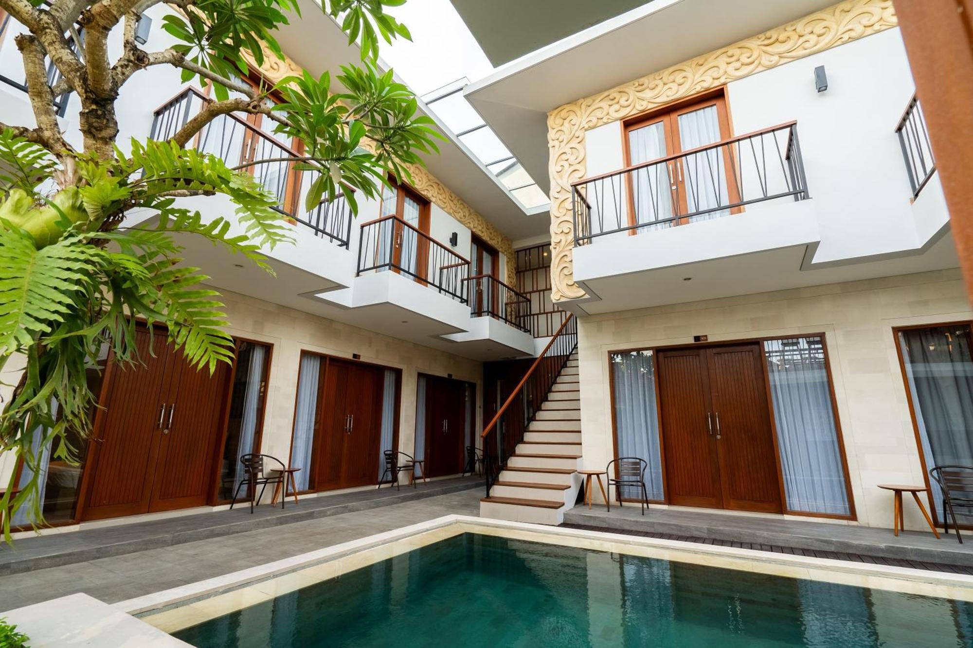 Mahesa 3* Seminyak (Bali)