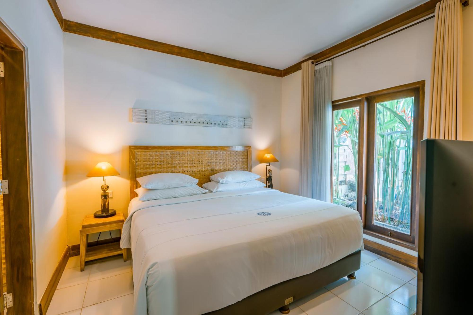 Khách sạn Rama Petitenget Seminyak (Bali)
