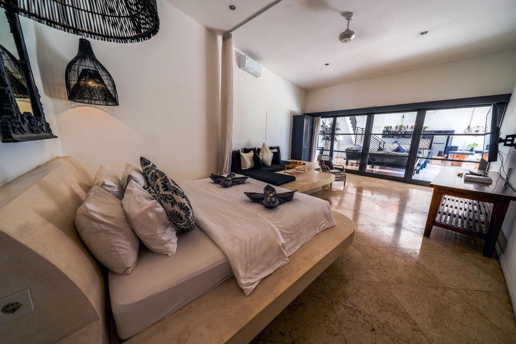 Rae - - Legian Luxury 3 Bedroom 3 Bathroom - Great Location