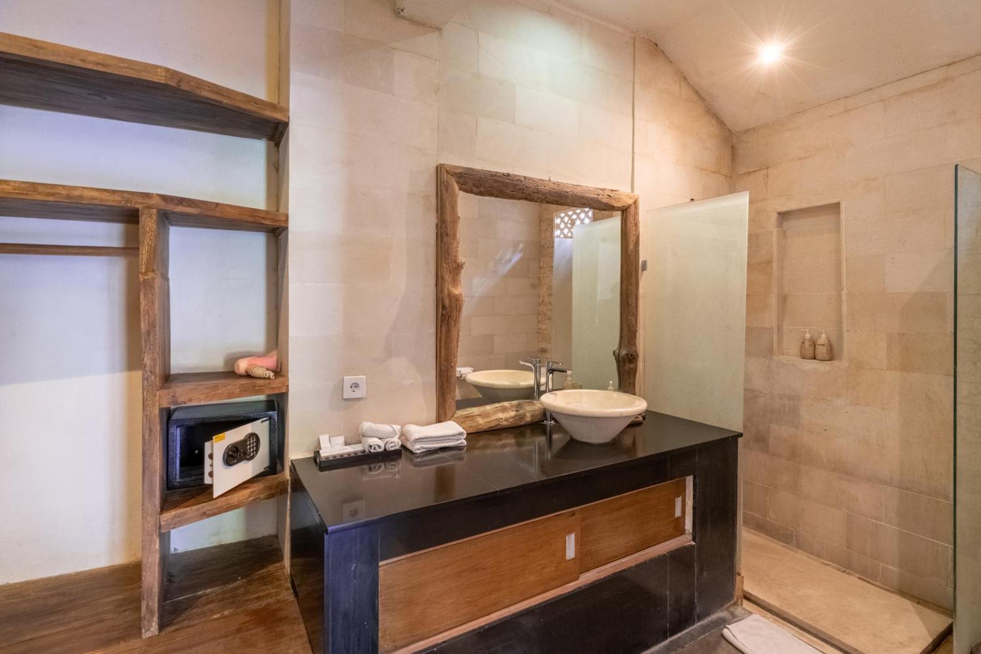 Enclose Living 5br Center Of Near Pousada *