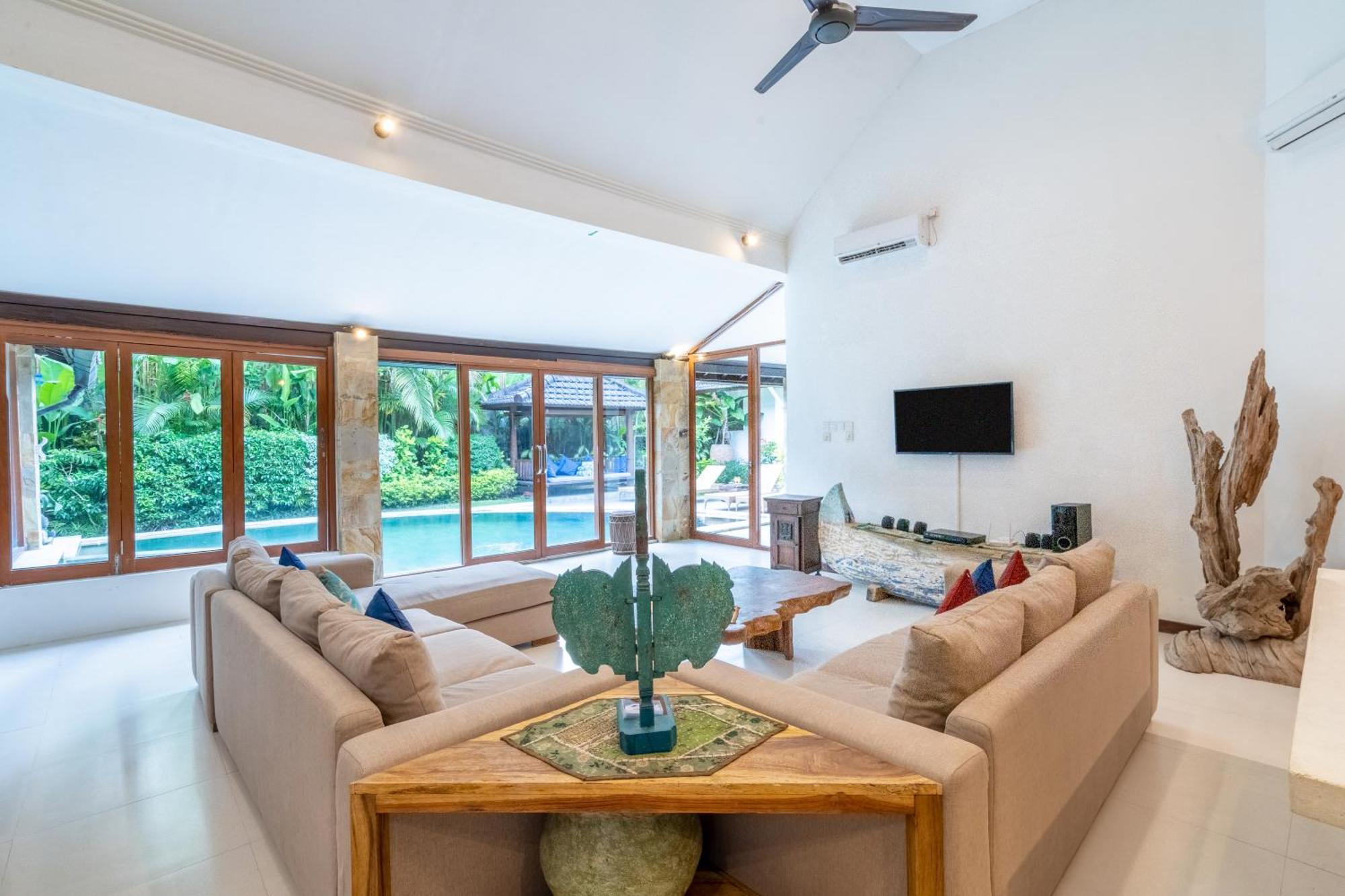 Enclose Living 5br Center Of Near *