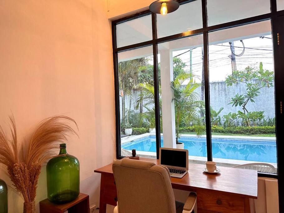 2 Bedroom Rhapsody - 5 Mins To Seminyak/umalas Villa *