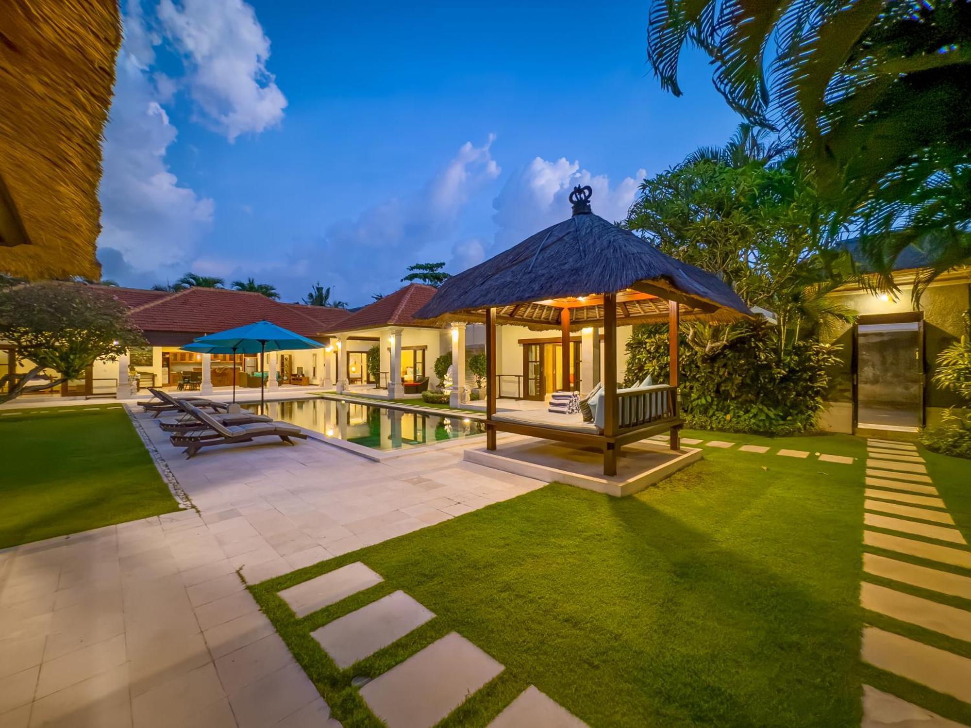 Villa Bugis Drupadi Seminyak (Bali)