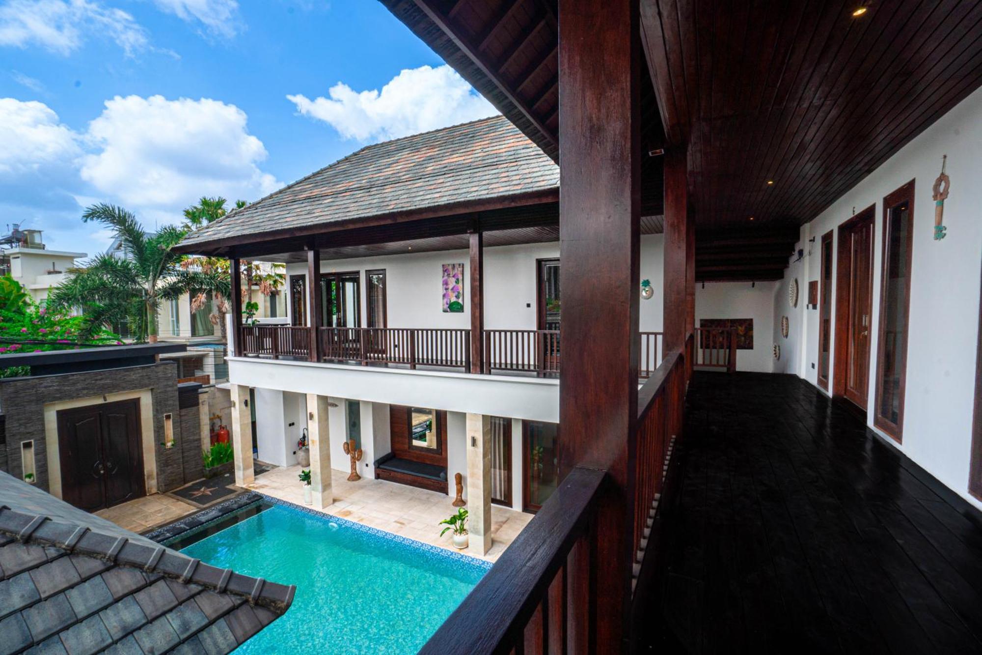 The Golden Serendipity Seminyak (Bali)