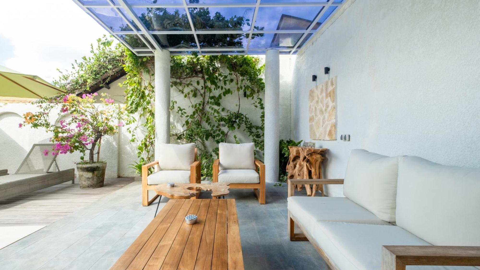 Latima By Finder *