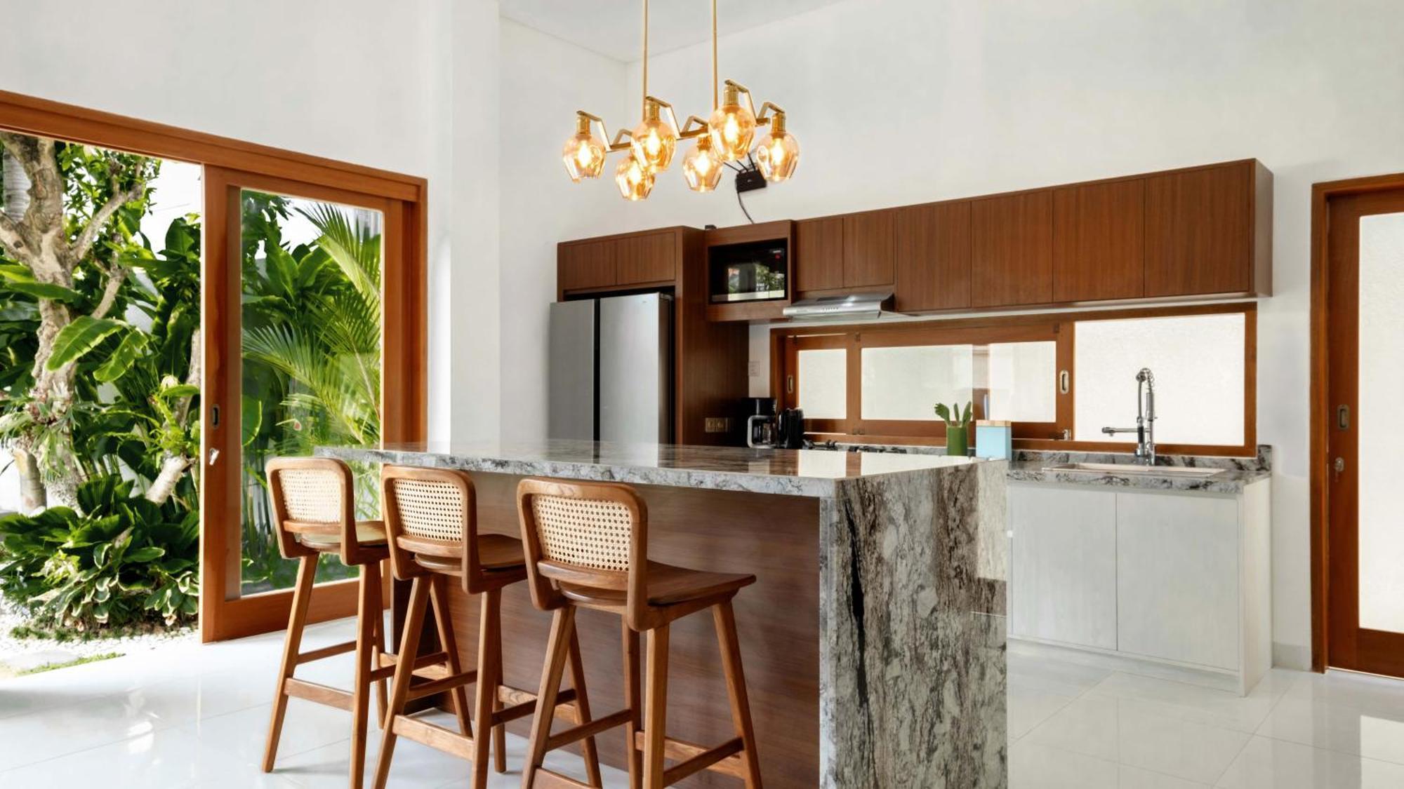 Latima By Finder *