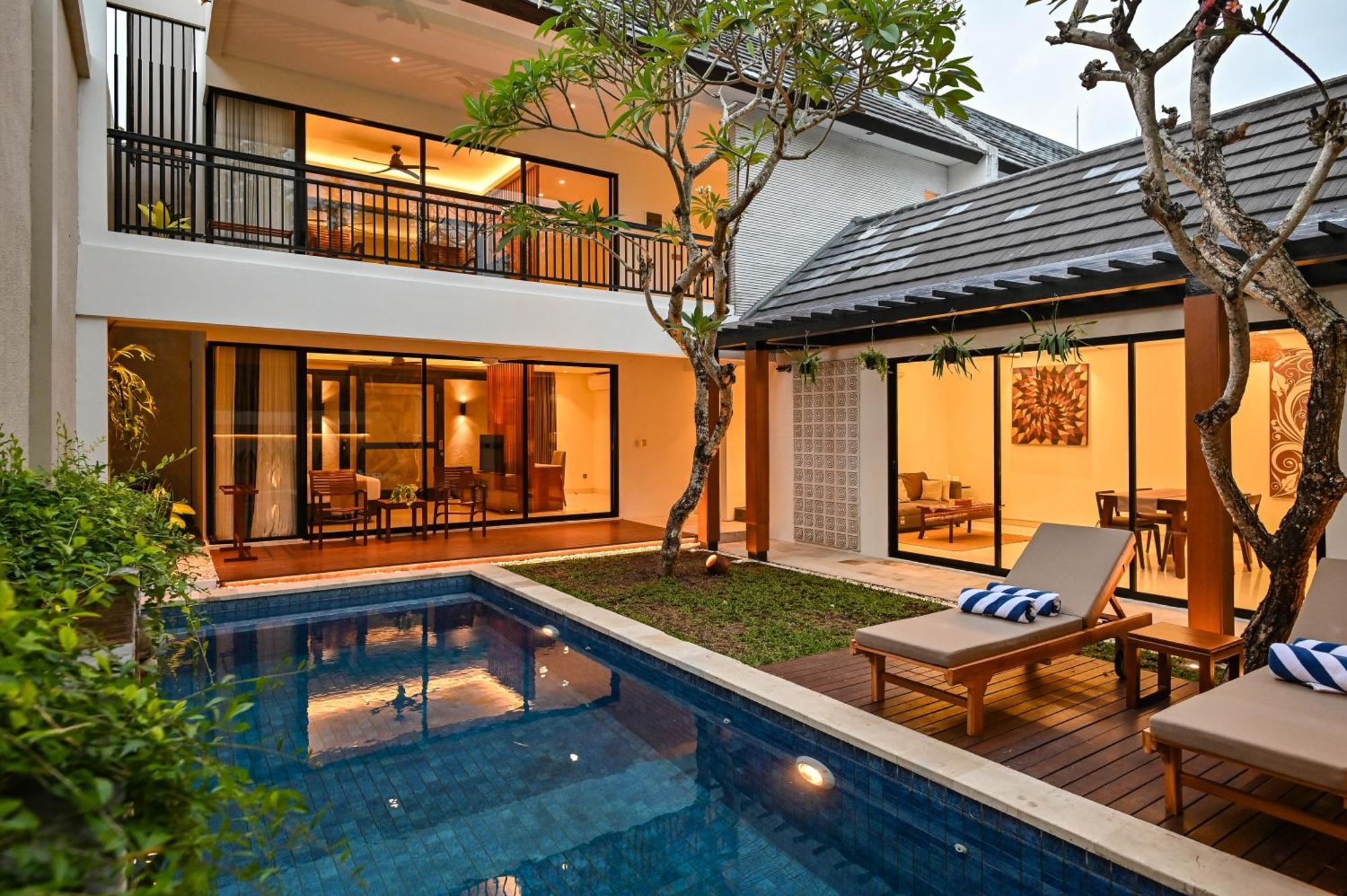 Villa The *