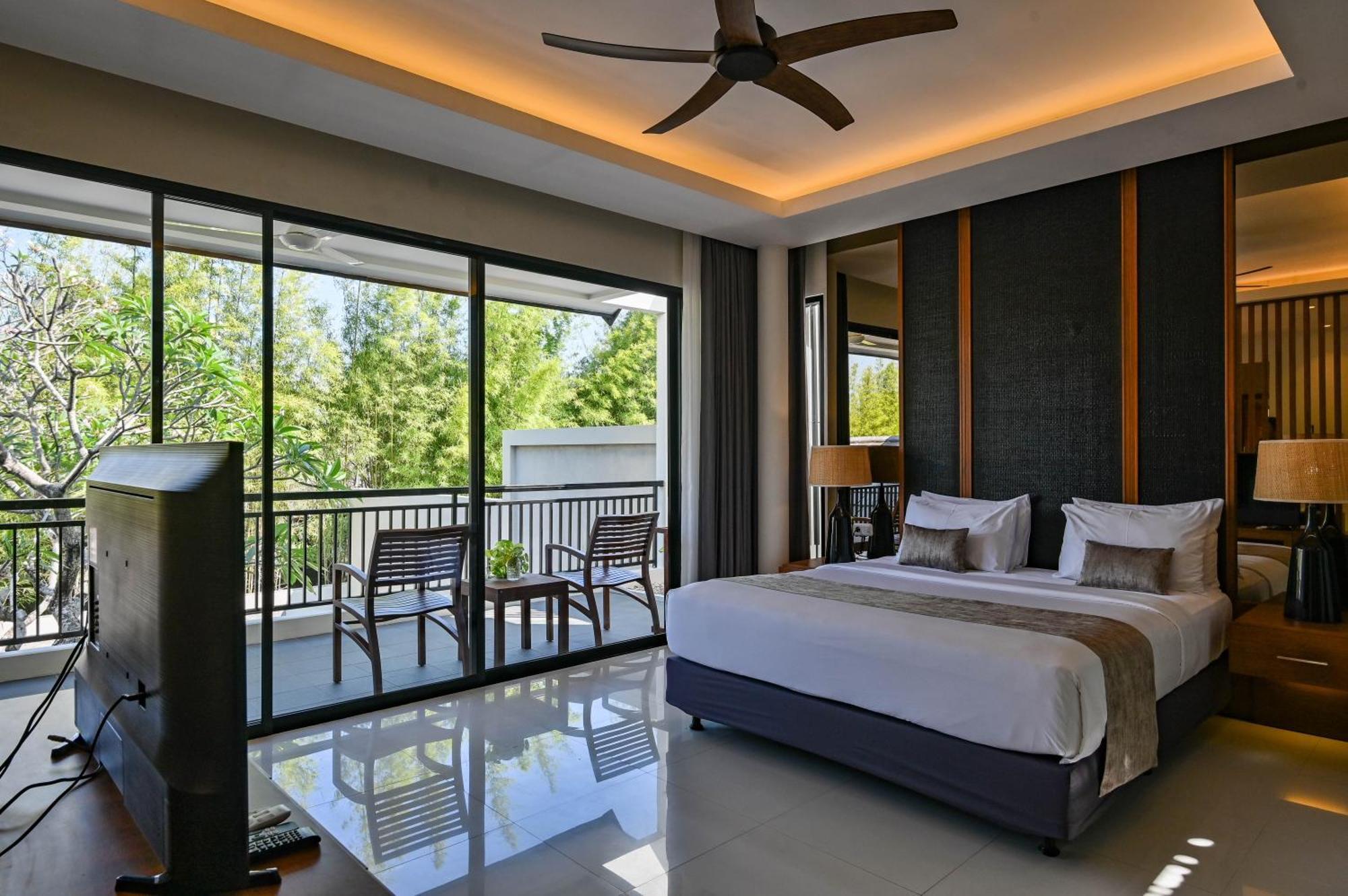 The Seminyak (Bali)