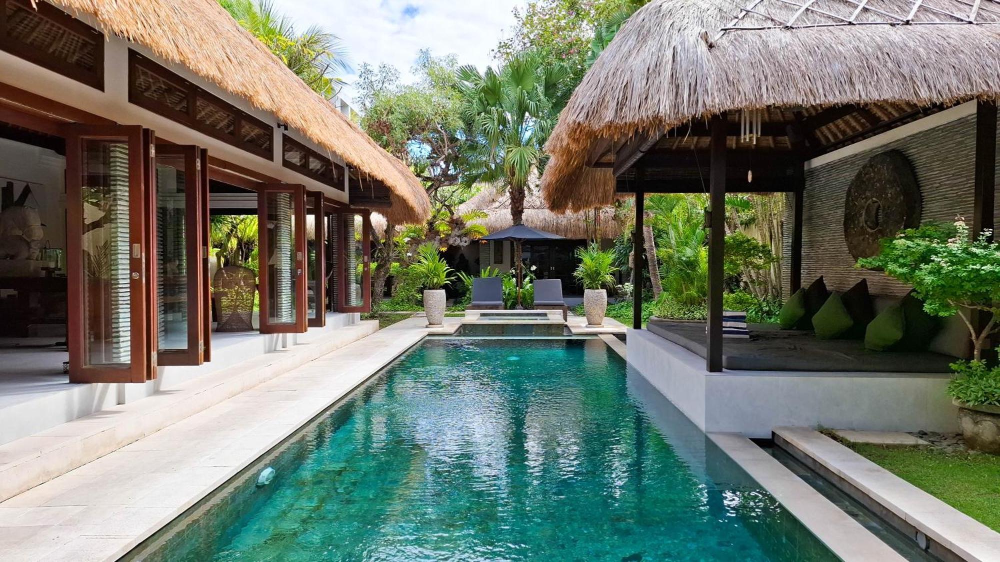 Bugis Drupadi Villa Seminyak (Bali)