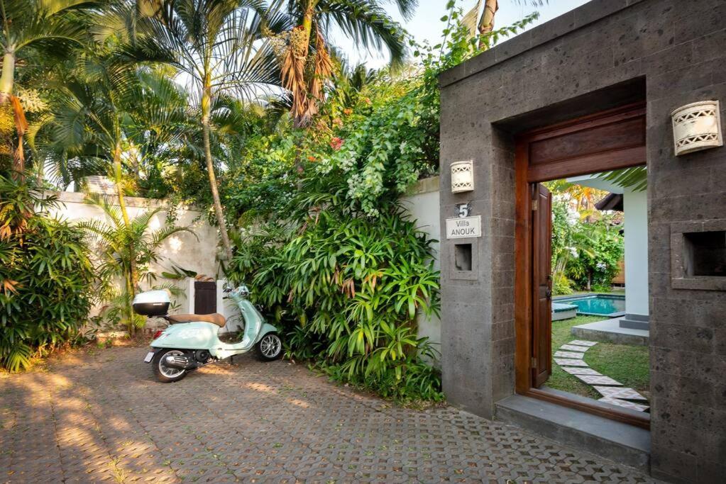 Anouk * Seminyak (Bali)