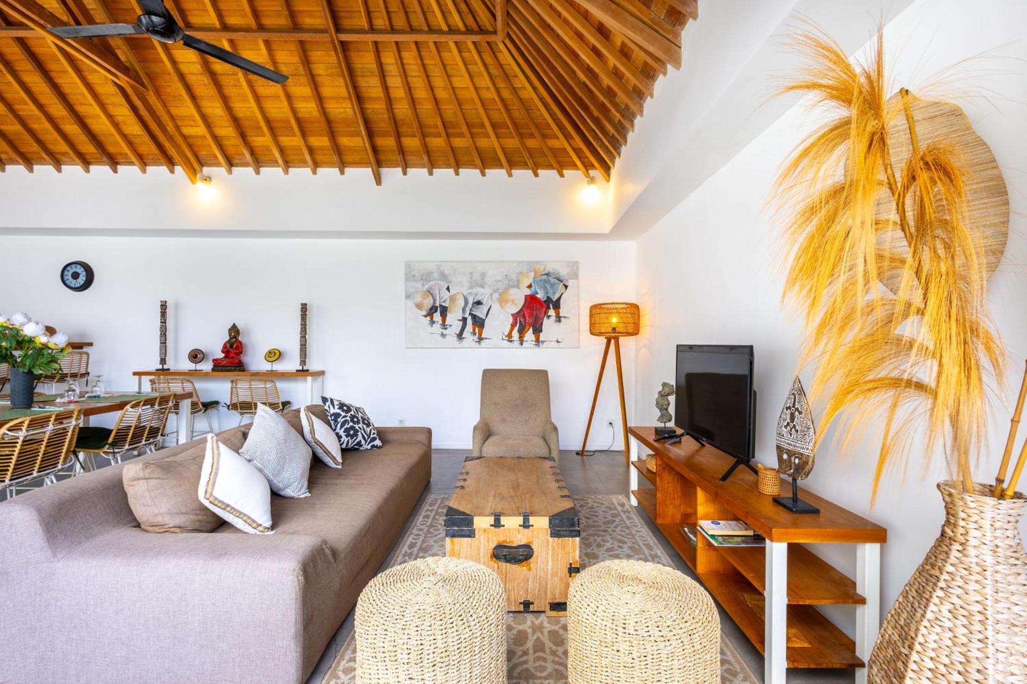 Jolena Villa