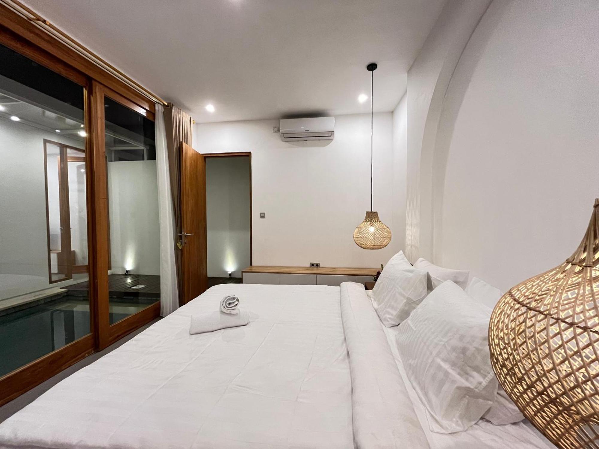 Queen Bee 2br Private * Seminyak