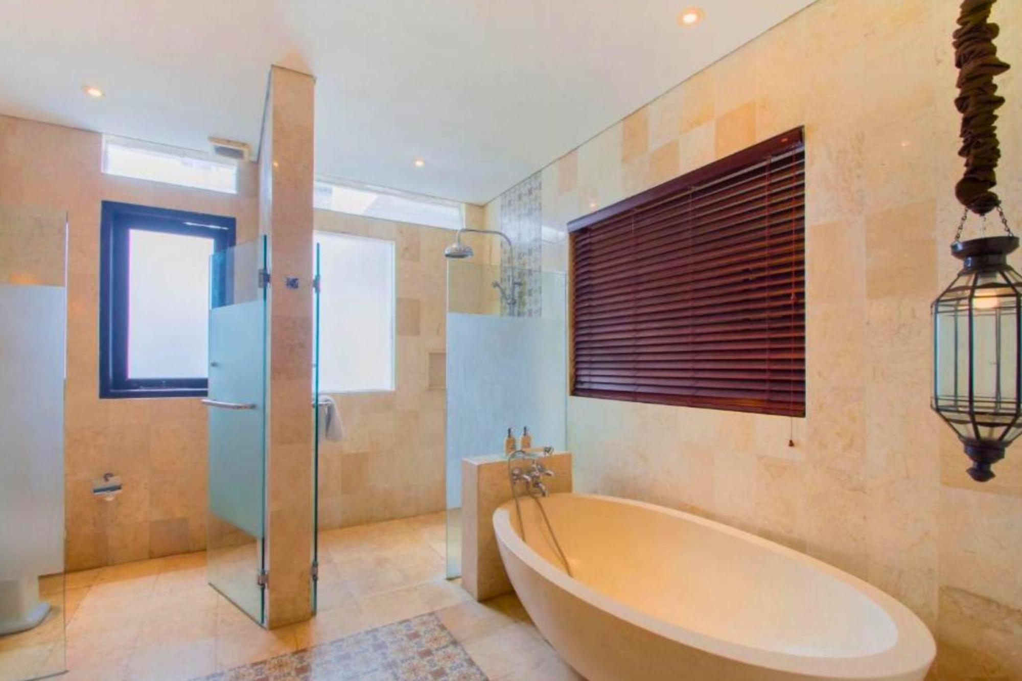 Entire 2 Bedroom Private Pool Zn105