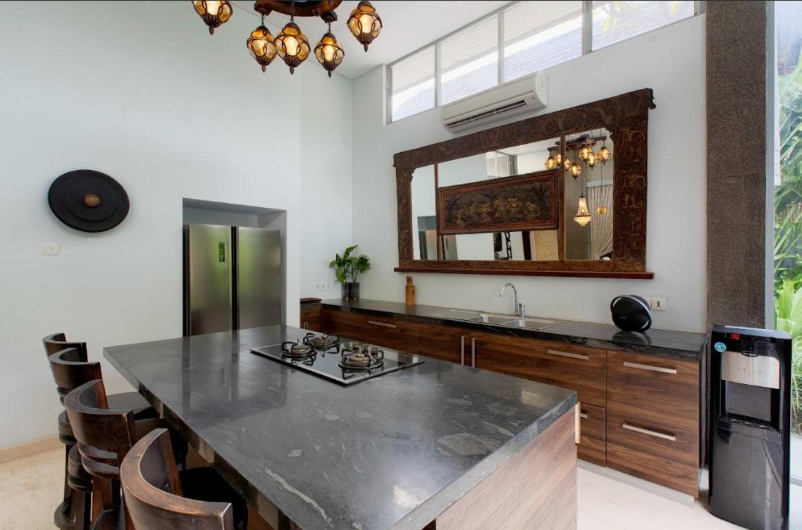 Villa Deh Simba At Aramanis Seminyak (Bali)
