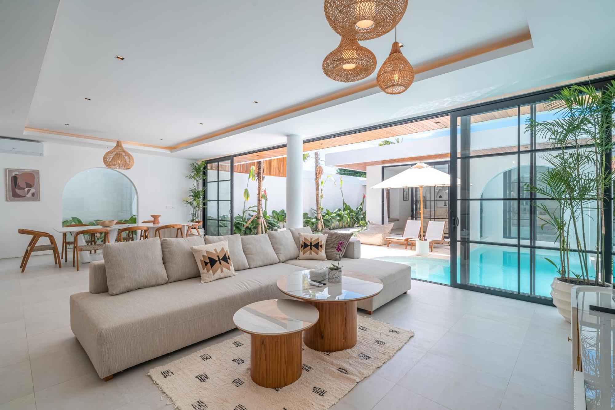 Janoor - Elegant 3-bedroom Near Batu Belig Beach