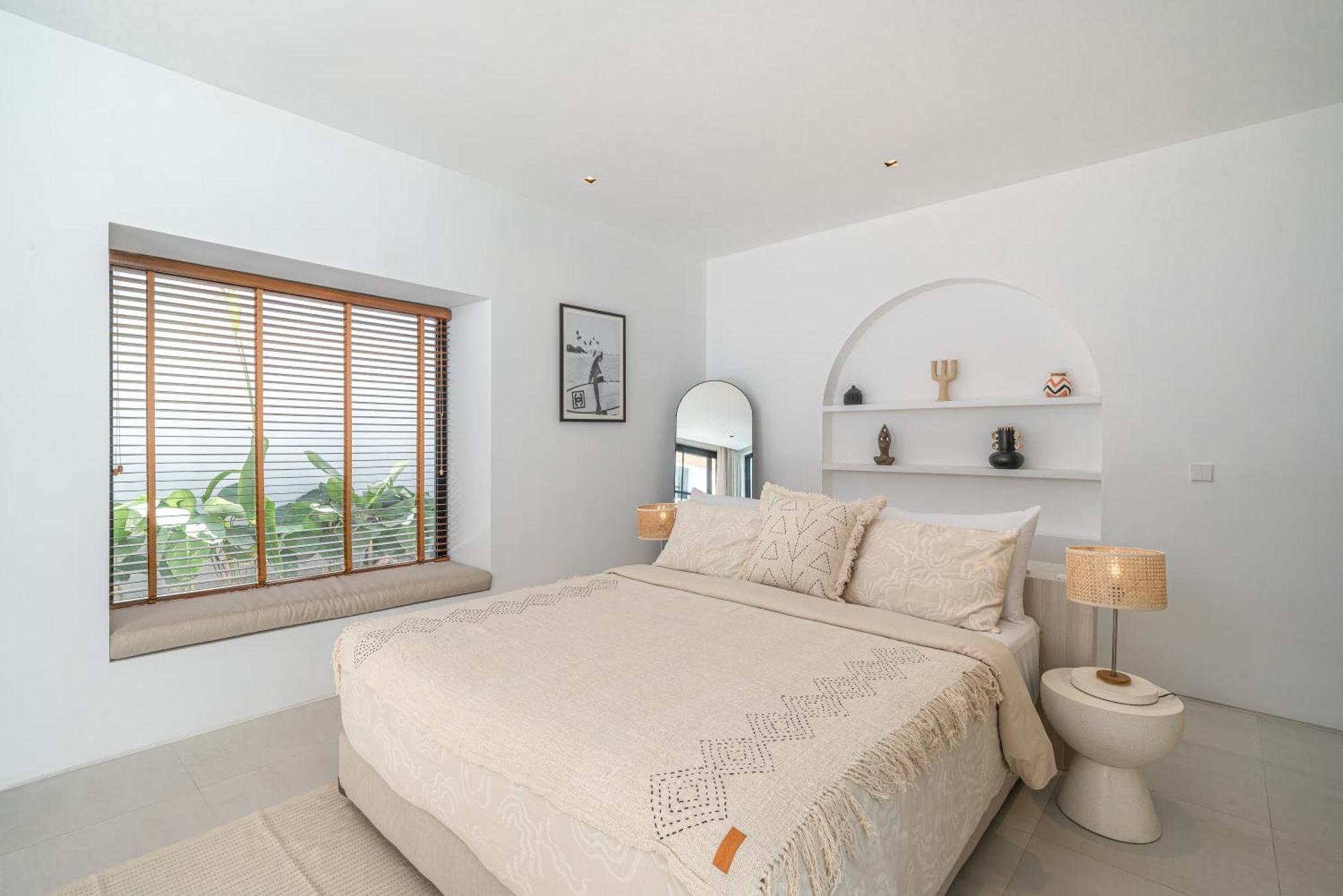 Janoor - Elegant 3-bedroom Near Batu Belig Beach * Seminyak (Bali)