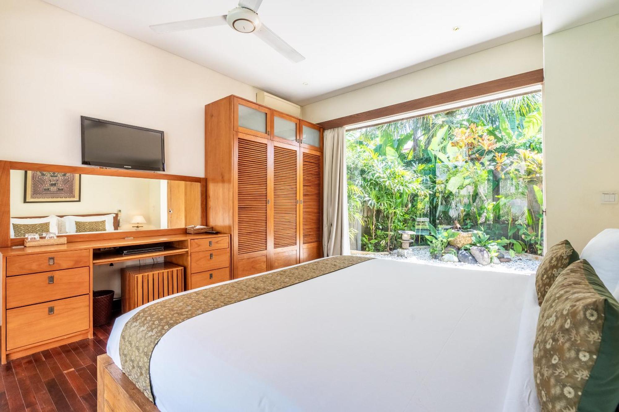 Vila Ku Estate By Finder Seminyak (Bali)