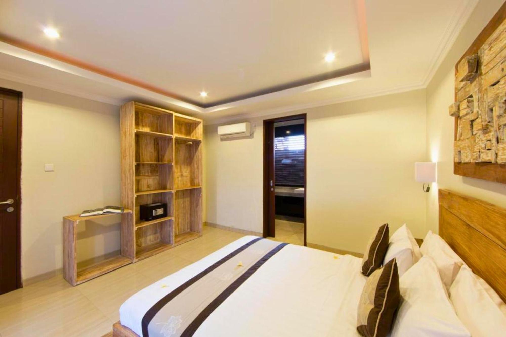 Villa Divija 2 Bedroom Private Pool Zn228 Seminyak (Bali)