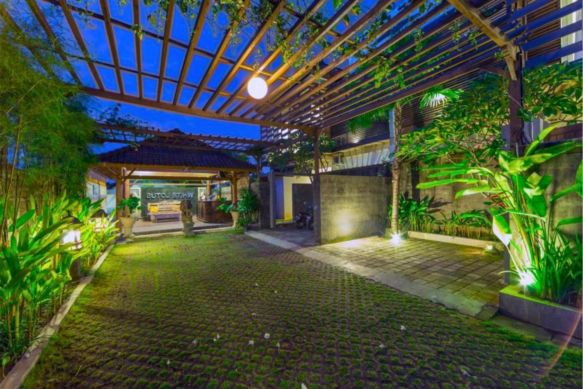 Divija 2 Bedroom Private Pool Zn228 *