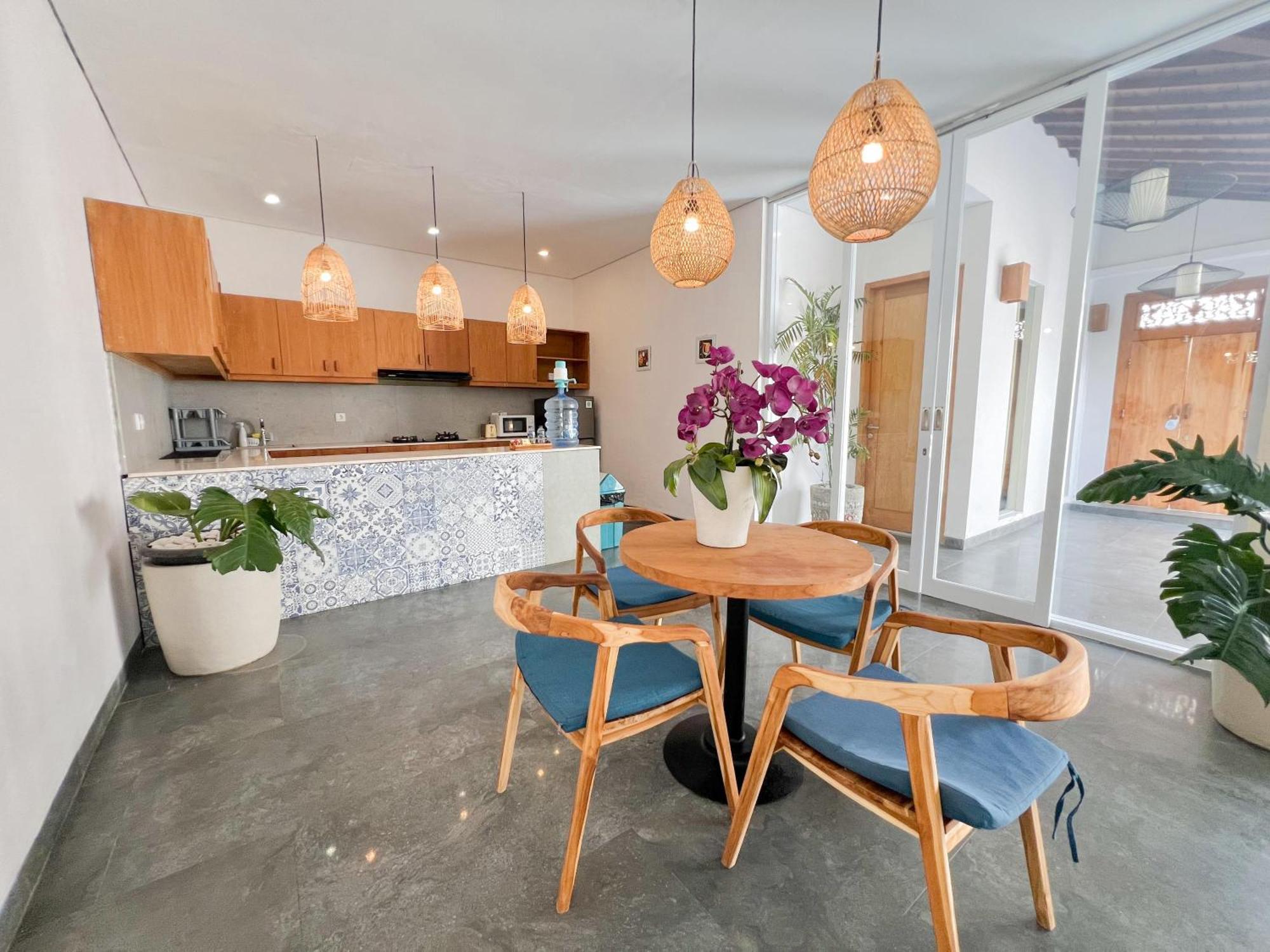 Apple Villa&suite 4* Seminyak (Bali)